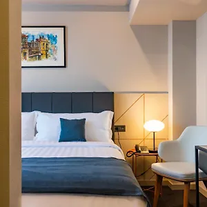 https://king-tamar.alltbilisihotels.com