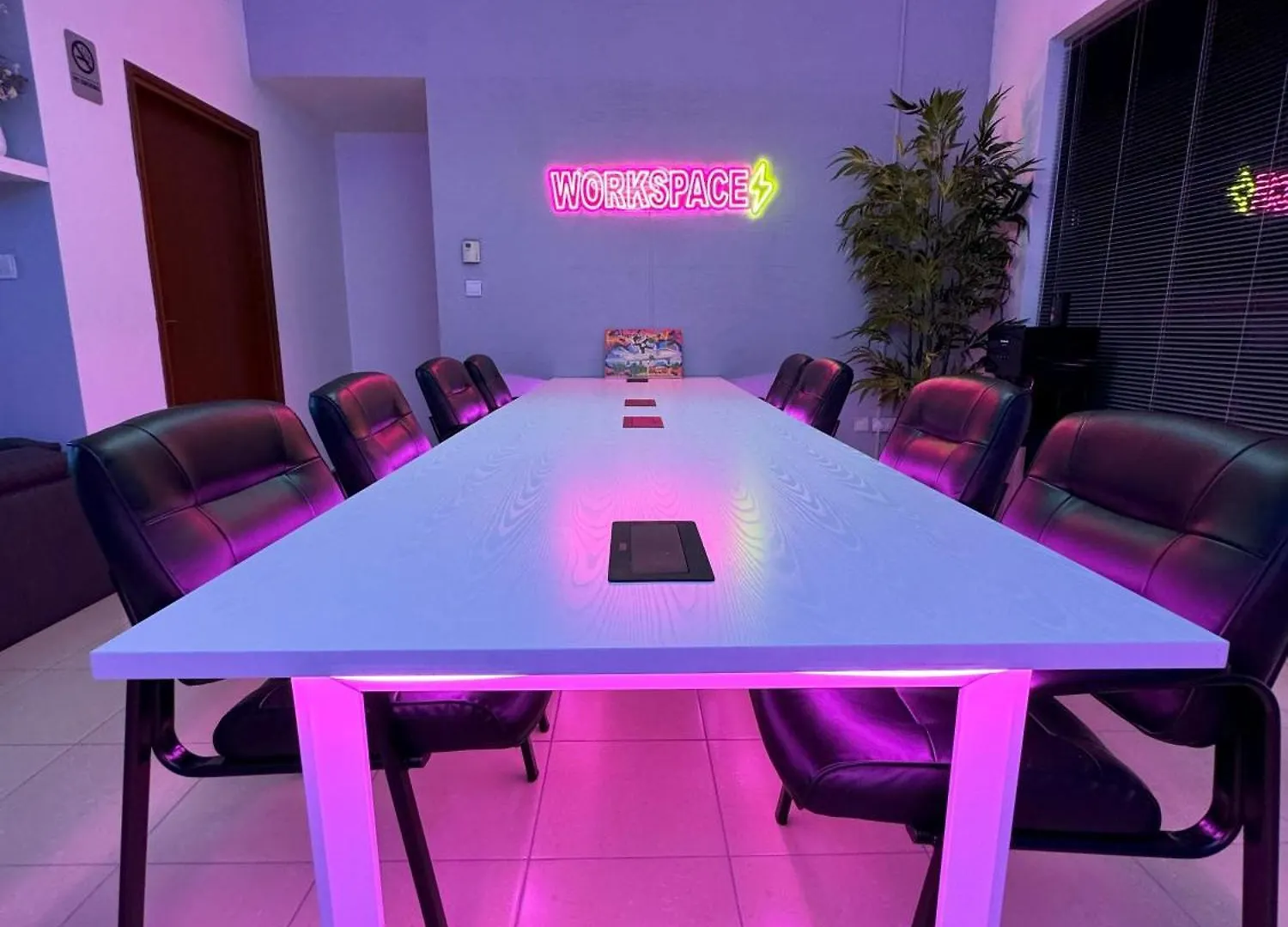 Berloga Capsule Jbr Hostel Dubai United Arab Emirates